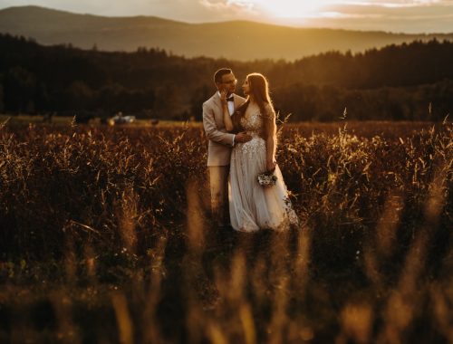 Para Młoda z widokiem na góry zdjęcie fotografa z Zielonej Góry